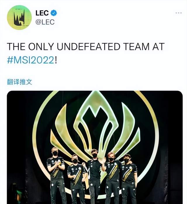 开云体育下载-包含战术调整首场状态出色，RNG观众沸腾！，Uzi重返赛场观众掌声雷动的词条