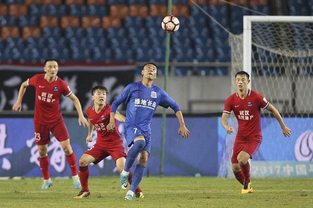 开云体育官网-亚冠倒计时；尼斯今晨主帅复盘；细节引发关注；气氛紧张；训练强度明显提升的简单介绍